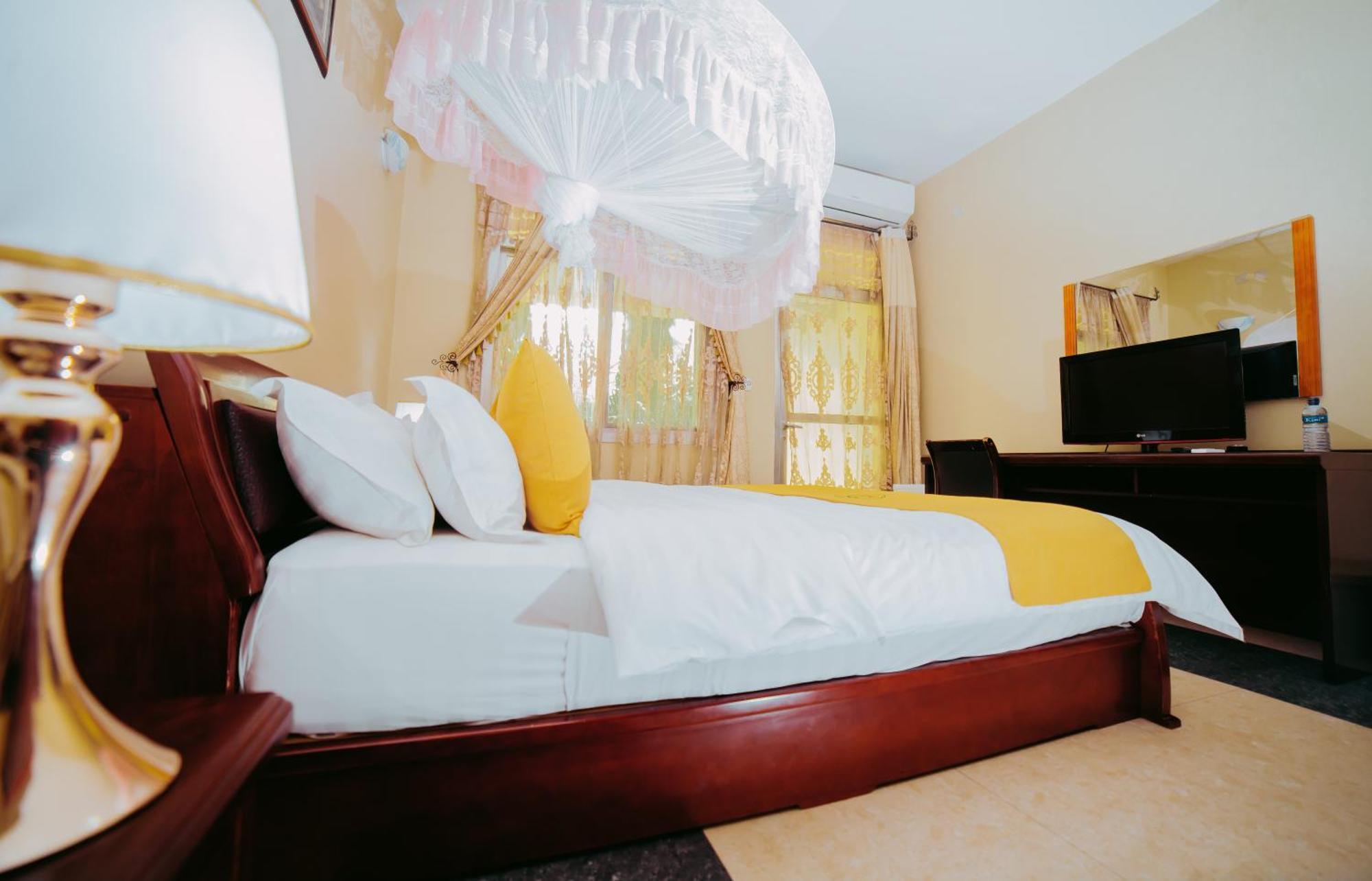 City Hill Hotel Bujumbura Buitenkant foto